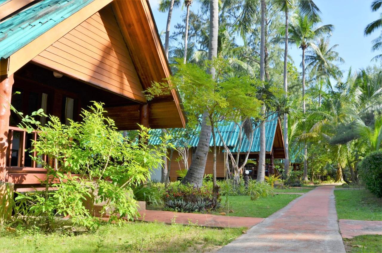 Sayang Beach Resort Koh Lanta Ngoại thất bức ảnh