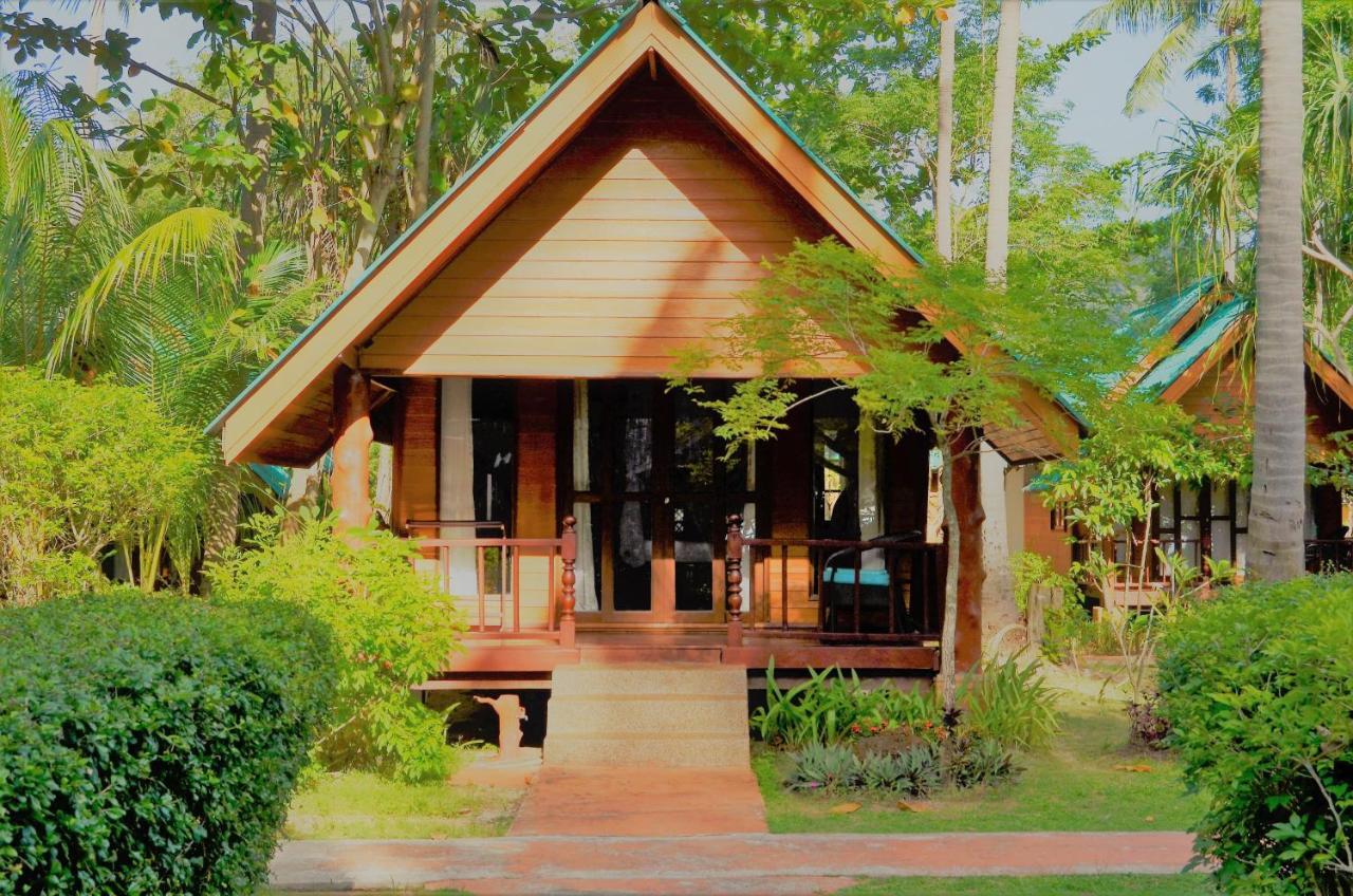 Sayang Beach Resort Koh Lanta Ngoại thất bức ảnh
